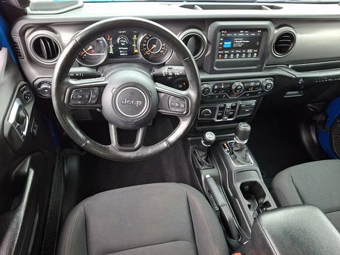 Used 2021 Jeep Wrangler Unlimited Sport AWD/4WD image 2