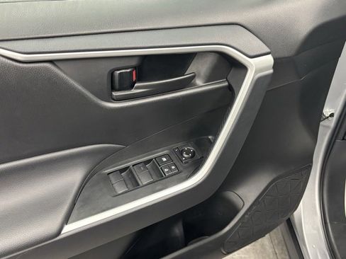 Used 2025 Toyota RAV4 LE image 11