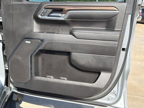 Used 2024 Chevrolet Silverado 1500 RST w/ Convenience Package II RWD image 14