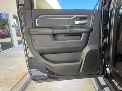 New 2022 RAM 2500 Big Horn w/ Level C Equiment Group image 33