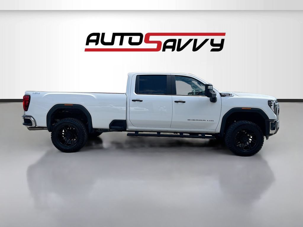 Used 2025 GMC Sierra 2500 Pro w/ 1SA Pro Safety Plus Package AWD/4WD image 8