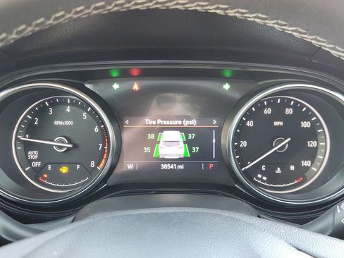 Used 2022 Buick Encore GX Select image 14