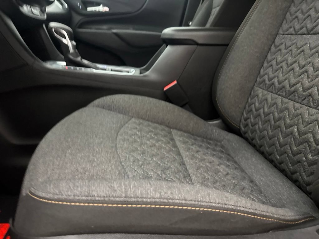 Used 2022 Chevrolet Equinox LT AWD/4WD image 21