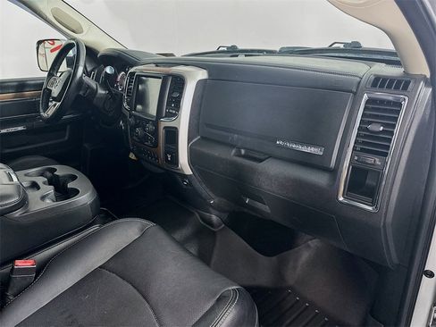 Used 2017 RAM 2500 Laramie image 31