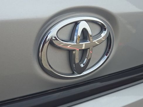 Used 2024 Toyota Corolla LE FWD image 35