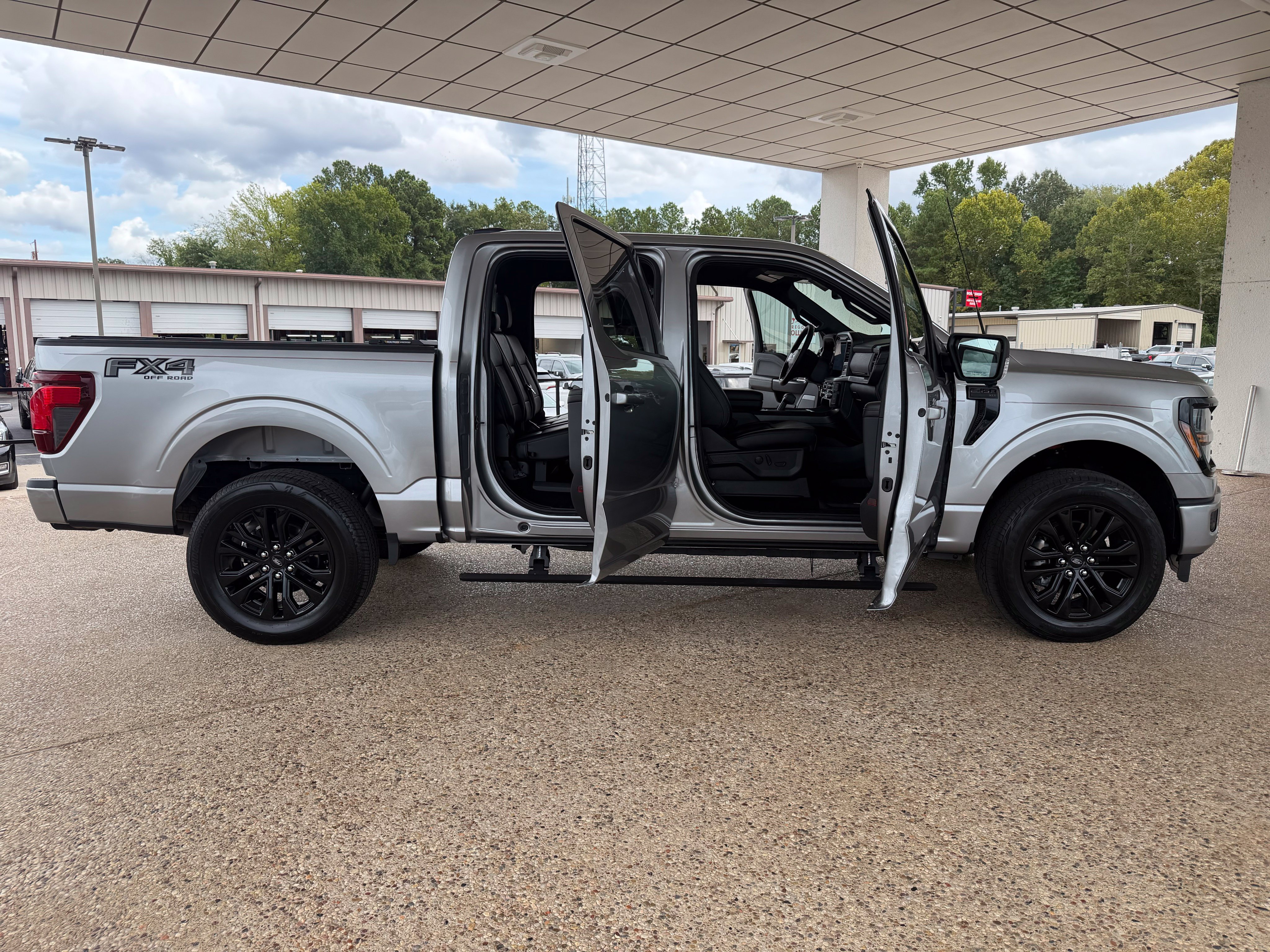 Used 2024 Ford F150 XLT w/ Equipment Group 303A High AWD/4WD image 12