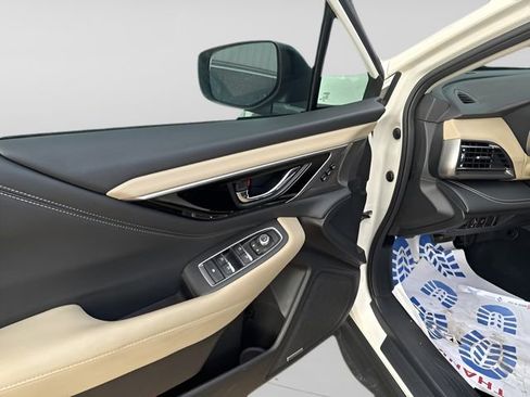 Used 2023 Subaru Outback Limited image 9
