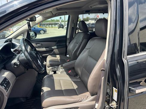 Used 2014 Honda Odyssey Touring image 11