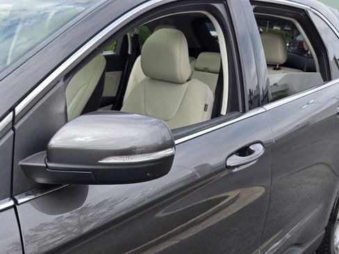 Used 2015 Ford Edge Titanium w/ Equipment Group 301A FWD image 9