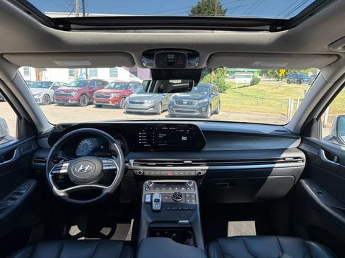 Used 2024 Hyundai Palisade Limited AWD/4WD image 19