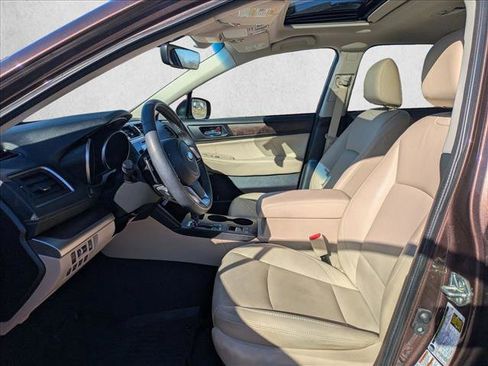 Used 2019 Subaru Outback 2.5i Limited w/ Popular Package #2 image 25