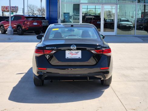 Used 2023 Nissan Sentra SV image 8