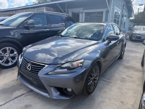 Used 2014 Lexus IS 250 RWD image 2