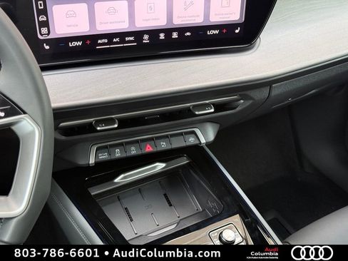 New 2026 Audi Q3 quattro 2.0T AWD/4WD image 33