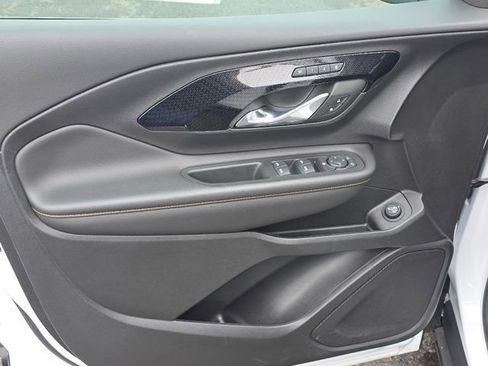 Used 2023 GMC Terrain AT4 image 26