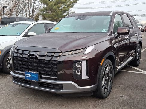 Used 2023 Hyundai Palisade Limited image 5