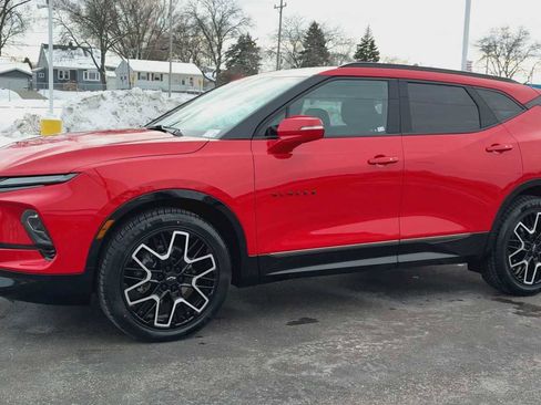 Certified 2023 Chevrolet Blazer RS w/ Driver Confidence II Package image 6