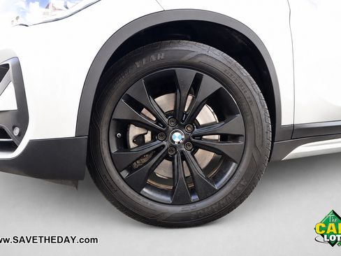 Used 2020 BMW X1 sDrive28i FWD image 3