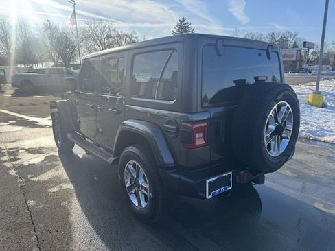 Used 2022 Jeep Wrangler Unlimited Sahara w/ Cold Weather Group image 6