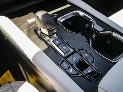 New 2026 Lexus RX 350h AWD/4WD image 19