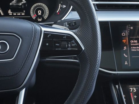 Used 2022 Audi S8 AWD/4WD image 20