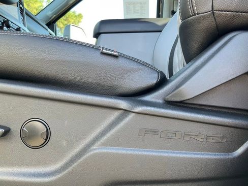 New 2025 Ford F250 XLT w/ Black Appearance Package AWD/4WD image 58