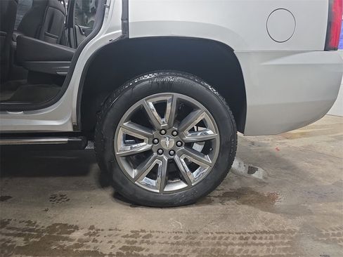 Used 2015 Chevrolet Tahoe LTZ image 35
