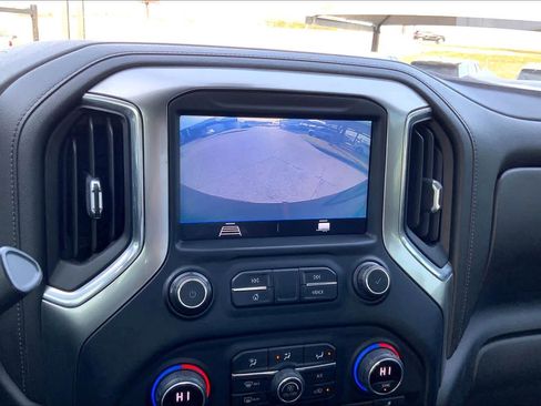 Used 2020 Chevrolet Silverado 1500 RST w/ Texas Edition image 23