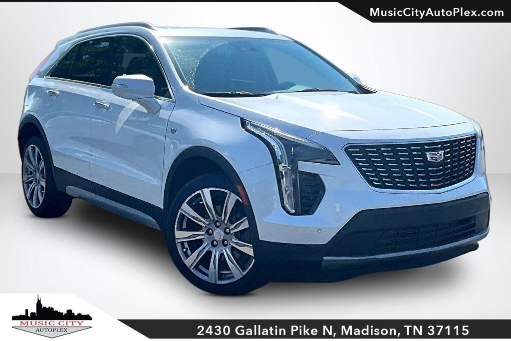 Used 2023 Cadillac XT4 Premium Luxury w/ Driver Assist Package FWD image 1
