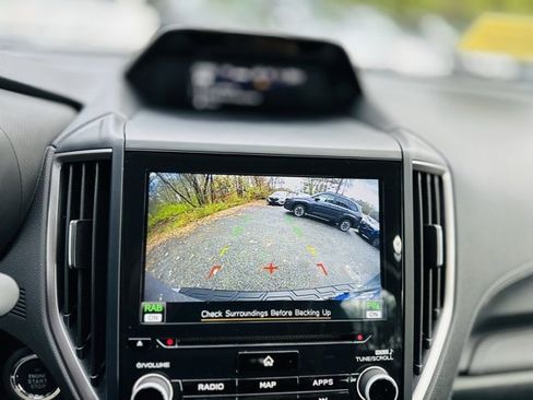 Used 2022 Subaru Forester Touring image 11