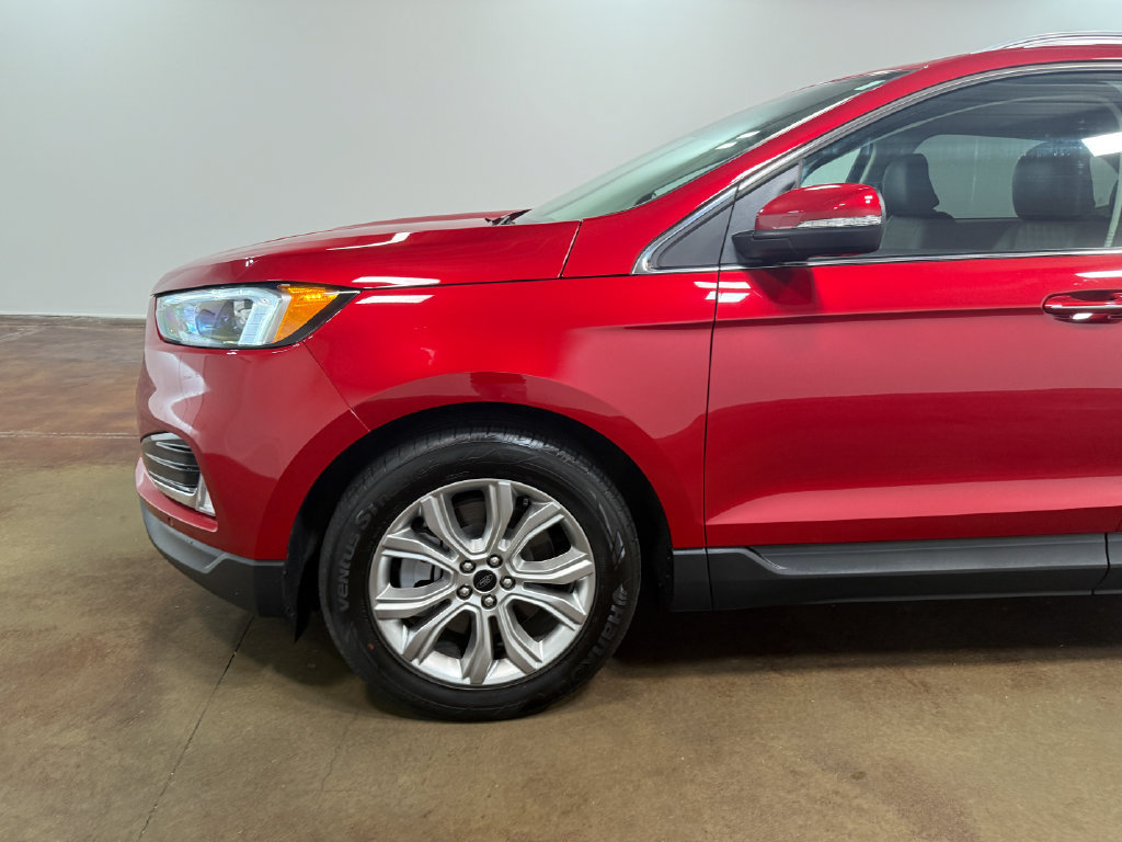 Used 2024 Ford Edge Titanium AWD/4WD image 37