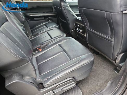 Used 2019 Ford Expedition Max XLT w/ Equipment Group 201A image 12