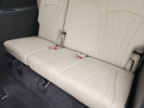 Used 2023 Buick Enclave Avenir w/ Avenir Technology Package FWD image 35