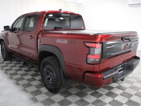 Used 2025 Nissan Frontier PRO-4X AWD/4WD image 29