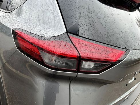 Certified 2023 Nissan Rogue S image 32