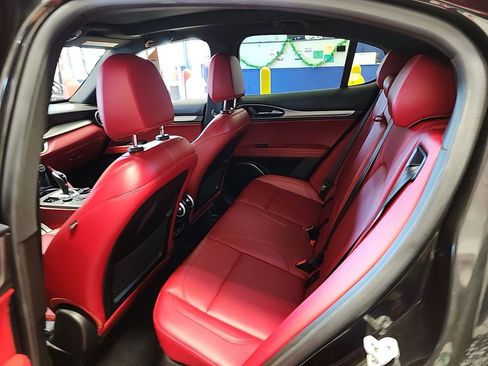 Used 2020 Alfa Romeo Stelvio Sport w/ Quick Order Package 22J Sport image 11