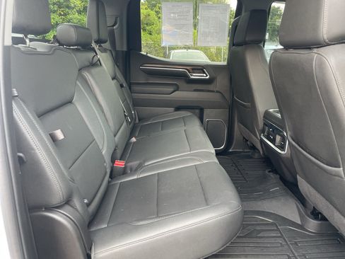 Certified 2023 GMC Sierra 1500 SLT w/ SLT Premium Package AWD/4WD image 13