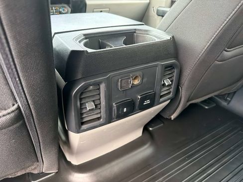 Used 2019 Ford F150 XL w/ Equipment Group 101A Mid AWD/4WD image 17