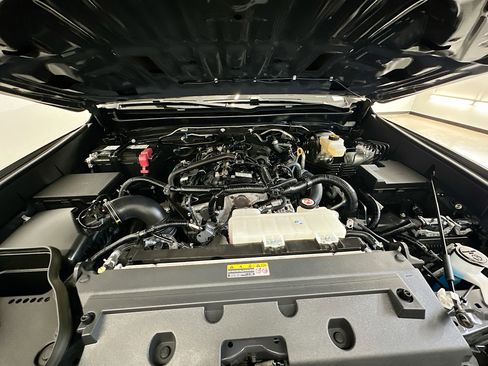 Used 2024 Toyota Tacoma TRD Sport w/ TRD Sport Upgrade Package image 35