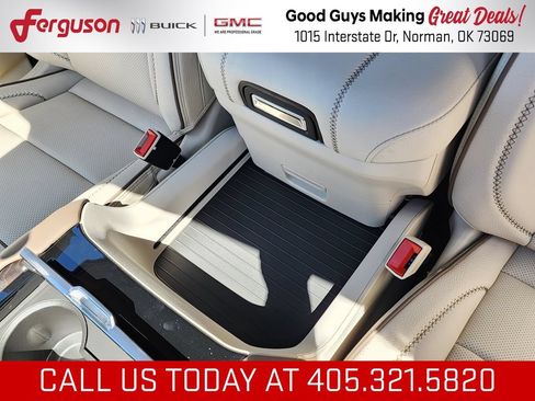 New 2026 GMC Yukon Denali w/ Denali Reserve Package AWD/4WD image 39