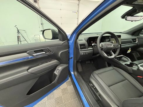 New 2026 GMC Terrain Elevation w/ Elevation Premium Package image 17