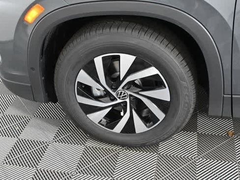 New 2026 Volkswagen Tiguan S image 10