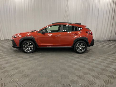 Used 2024 Subaru Crosstrek 2.0i Premium w/ Crosstrek Mirror Package AWD/4WD image 5