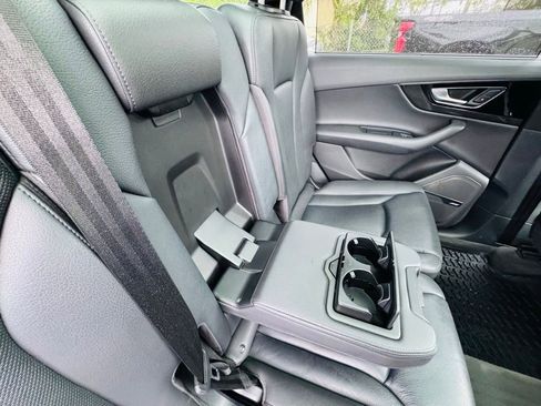 Used 2019 Audi Q7 3.0T Prestige w/ Prestige Package AWD/4WD image 19