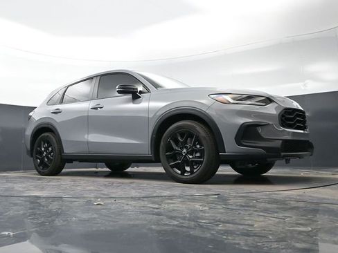 Certified 2025 Honda HR-V Sport image 39