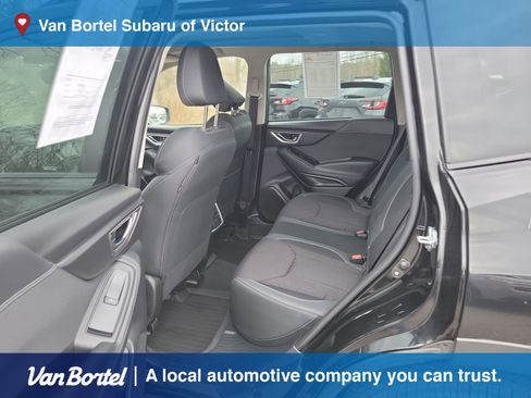 Certified 2023 Subaru Forester Premium image 24