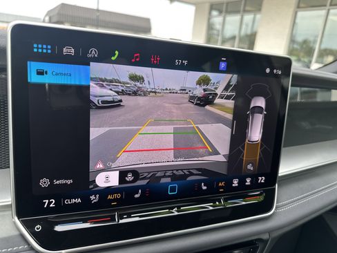 Used 2026 Volkswagen Tiguan SE R-Line image 18