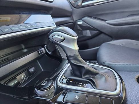 Used 2021 Kia Seltos SX w/ SX Sunroof Package AWD/4WD image 29