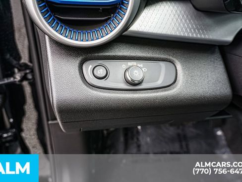 Used 2025 Chevrolet Trax LS w/ LS Convenience Package FWD image 45