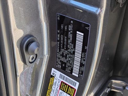 New 2025 Toyota Highlander LE image 17